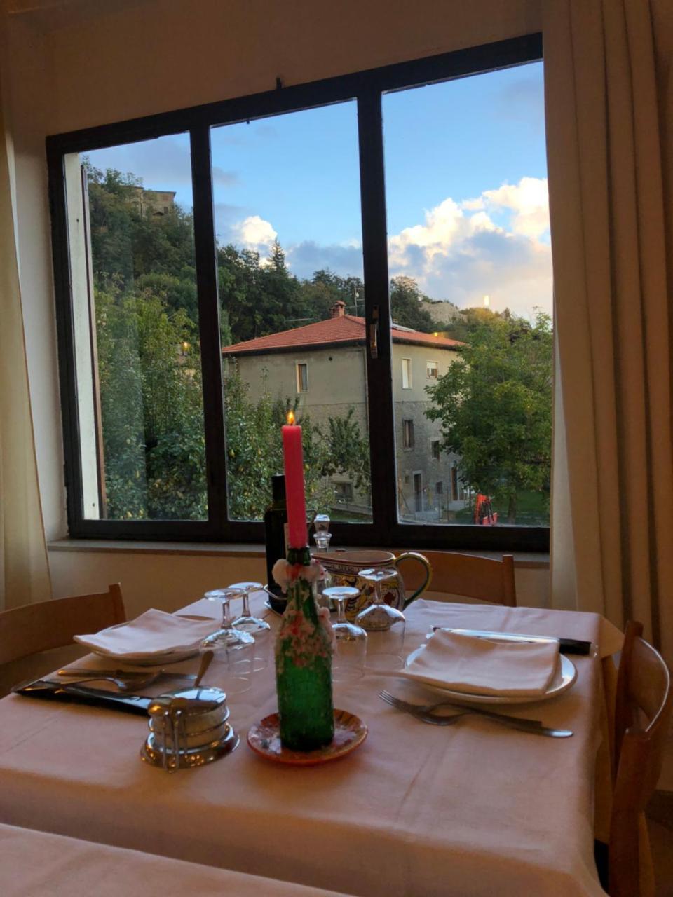 Albergo Ristorante Letizia 丘西-德拉弗娜 外观 照片